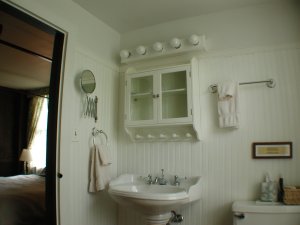 Russell Suite Bathroom